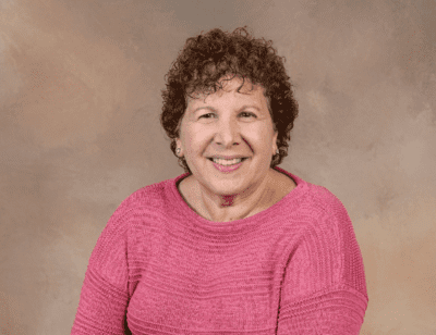 Suzanne Fusco : Communications Assistant