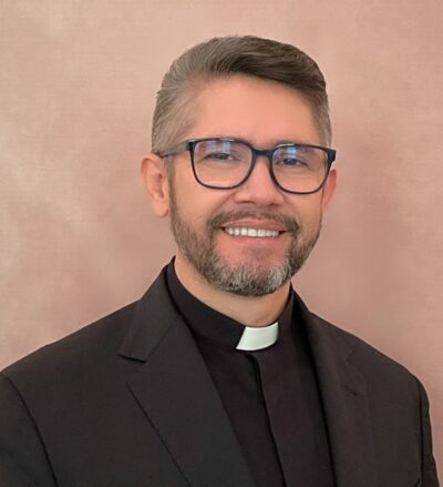Father Vanderley Oliveira : Parochial Vicar/Chaplain to the Atlanta Brazilian Community