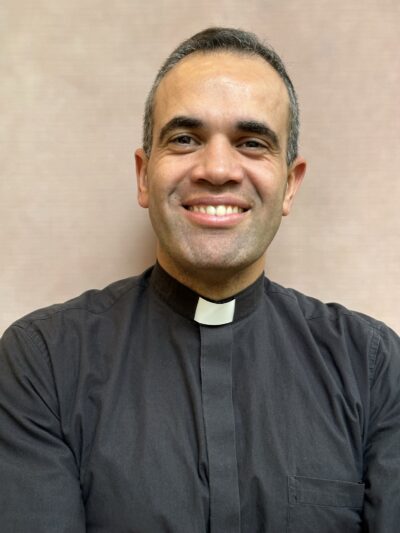 Father Leandro Nunes : Parochial Vicar