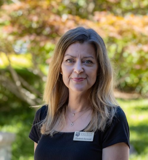 Elizabeth Heywood : Preschool Administrative Assistant