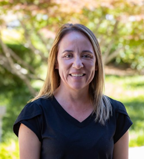 Ivoni Braccialli : 2-year-olds Assistant Teacher, Daisies